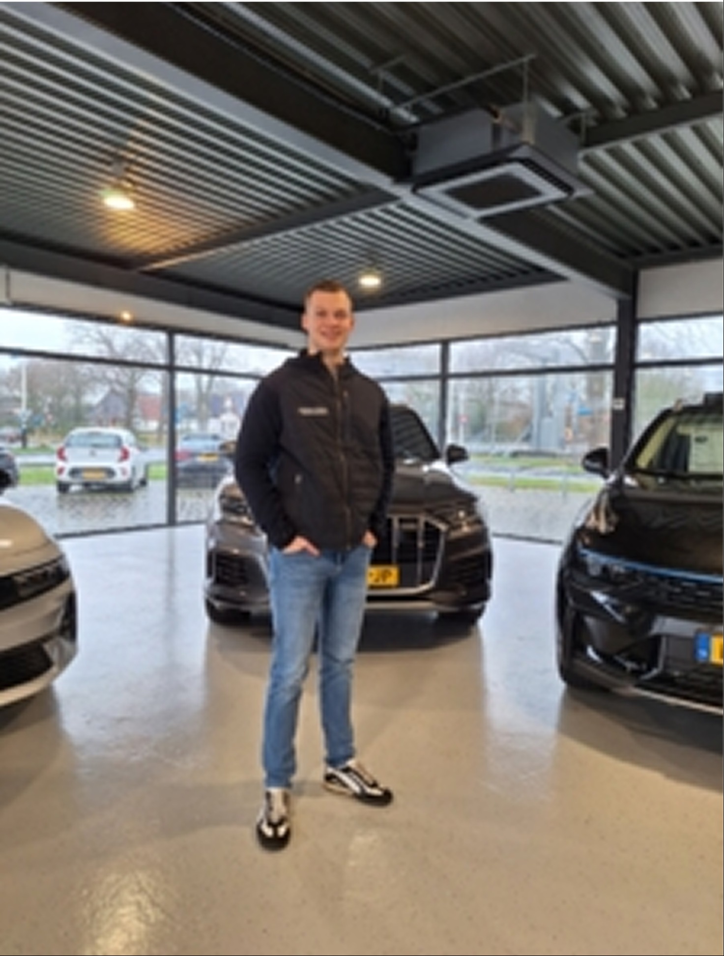 Gallery gallery_images_1_16_1748864597266090136.jpg Jorn | Van der Veen Autogroep
