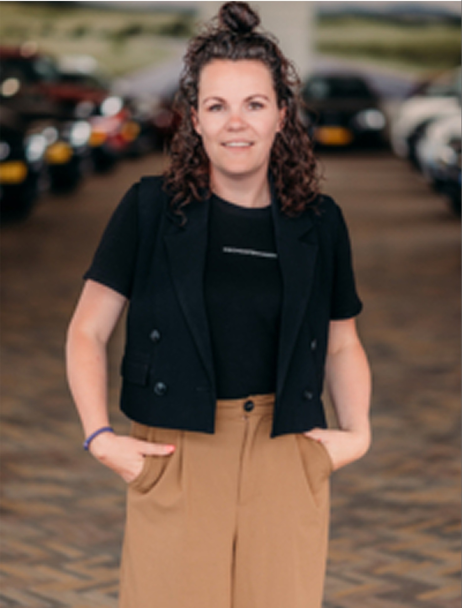 Gallery gallery_images_1_1_17488644401586607154.jpg Alina stroetinga - v.d. veen | Van der Veen Autogroep