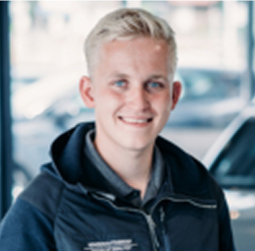Gallery gallery_images_3_0_1754997986985361221.jpg Rick Veenstra | Van der Veen Autogroep
