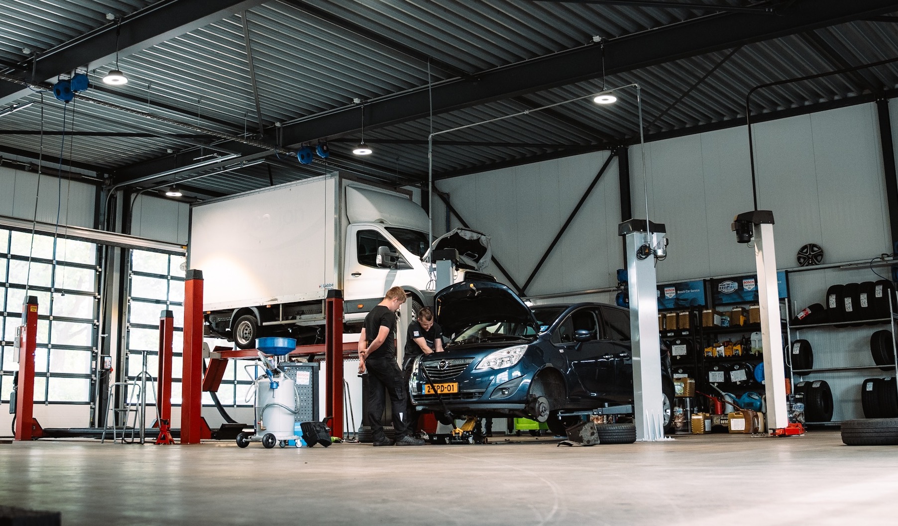 Content 15_content_image_17533551331221005131.jpg Accu vervangen | Van der Veen Autogroep