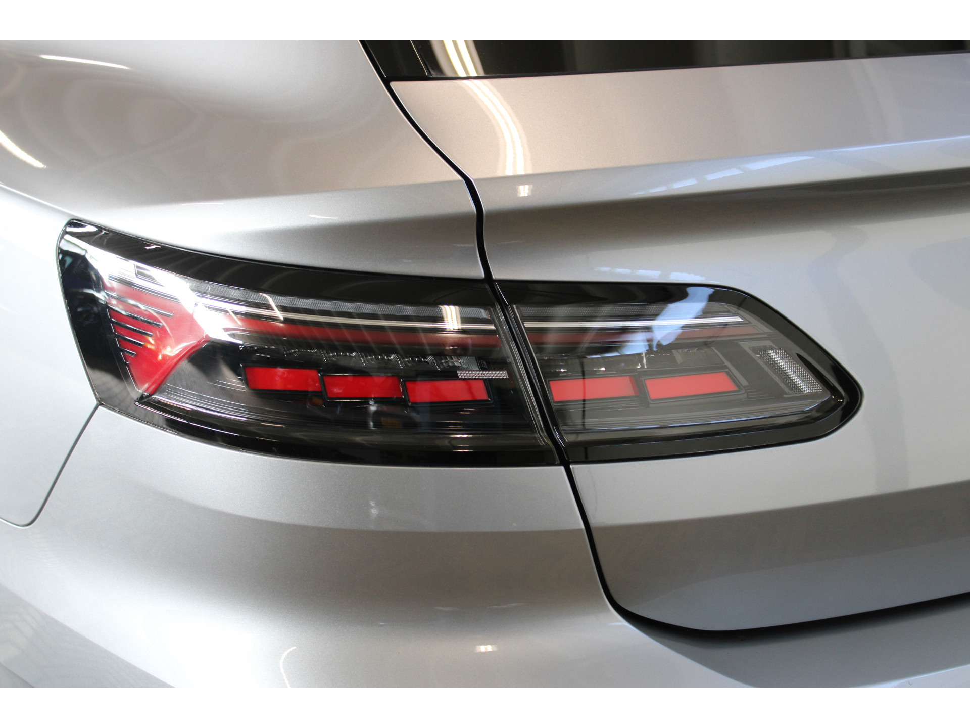 Volkswagen Arteon Shooting Brake 1.4 TSI eHybrid Elegance Business+ | Incl. 12 maanden garantie | 44217223-11.jpg | Van der Veen Autogroep