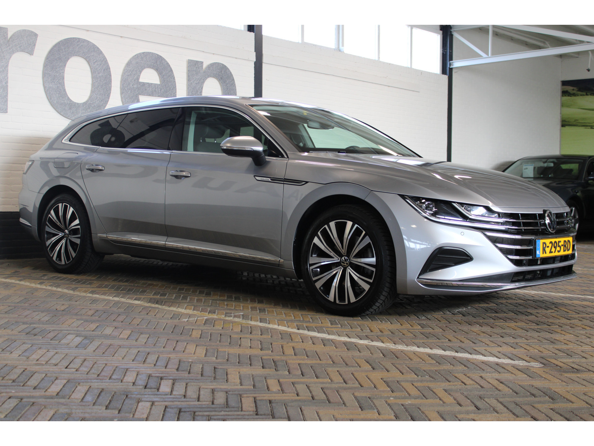 Volkswagen Arteon Shooting Brake 1.4 TSI eHybrid Elegance Business+ | Incl. 12 maanden garantie | 44217223-23.jpg | Van der Veen Autogroep