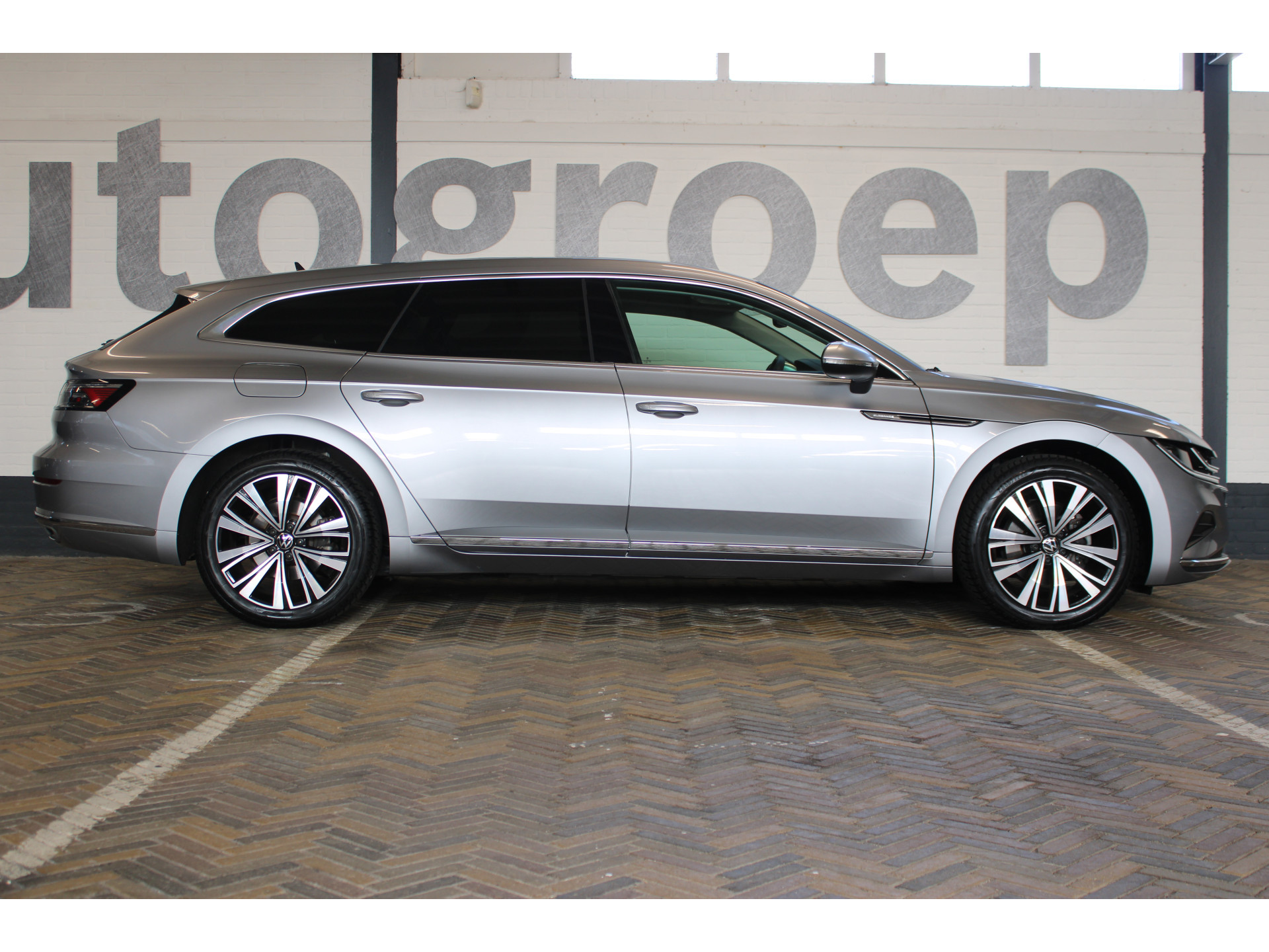Volkswagen Arteon Shooting Brake 1.4 TSI eHybrid Elegance Business+ | Incl. 12 maanden garantie | 44217223-24.jpg | Van der Veen Autogroep