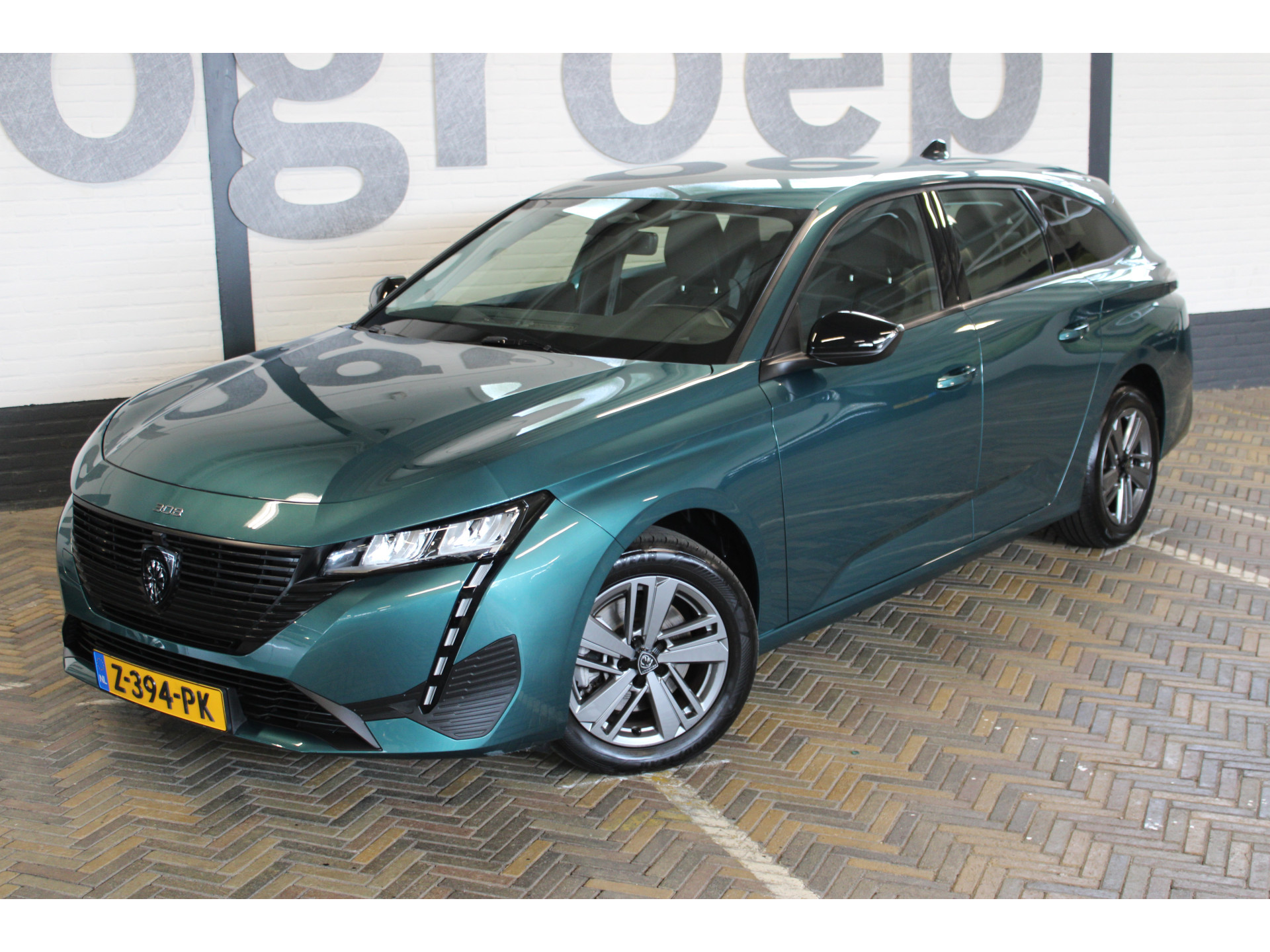 Peugeot 308 SW 1.2 PureTech Active Pack Business | Incl. 12 maanden garantie | 47090786-4.jpg | Van der Veen Autogroep