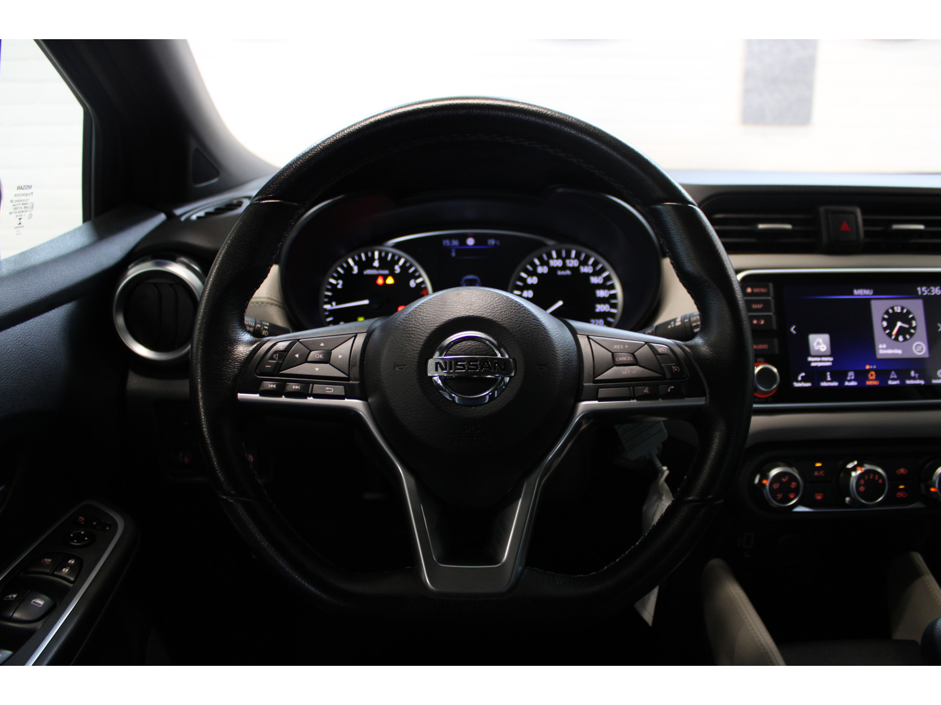 47402205-39.jpg