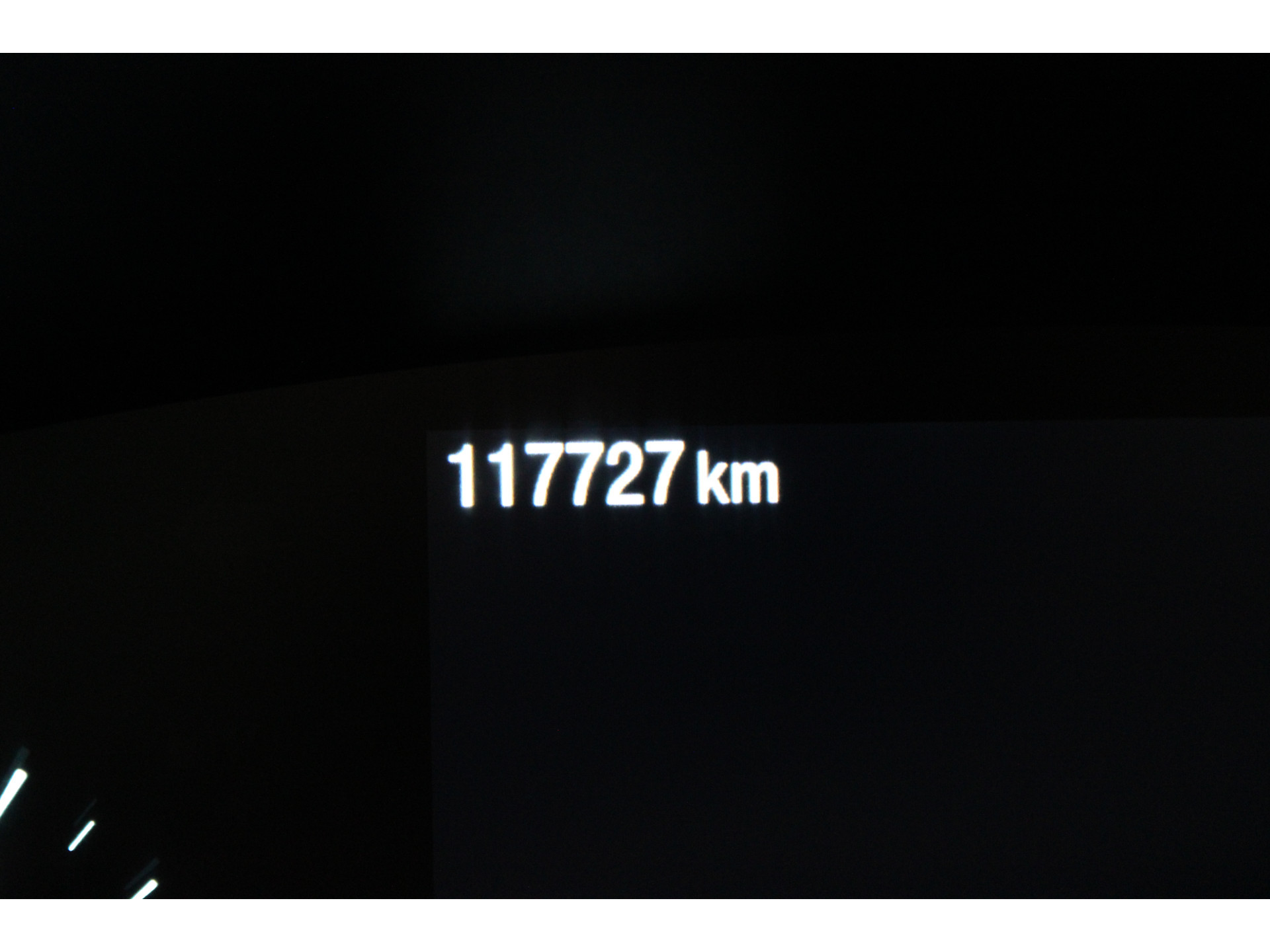 47710383-32.jpg